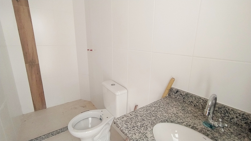 Casa triplex primeira aquisição 2 suítes no bairro Adriana Campo Grande -RJ