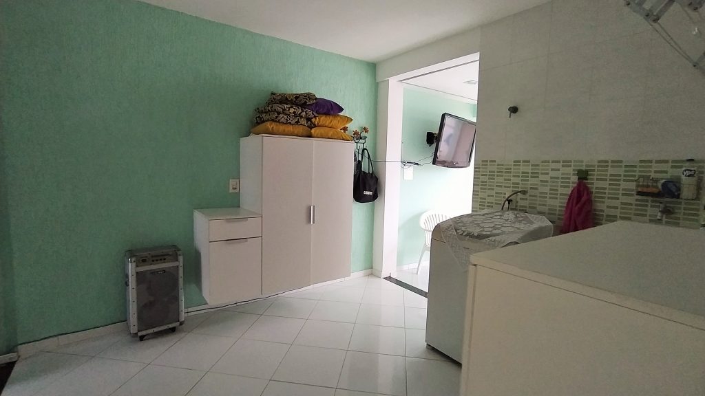 Casa duplex alto padrão e fino acabamento 3 quartos condomínio Girassol Campo Grande