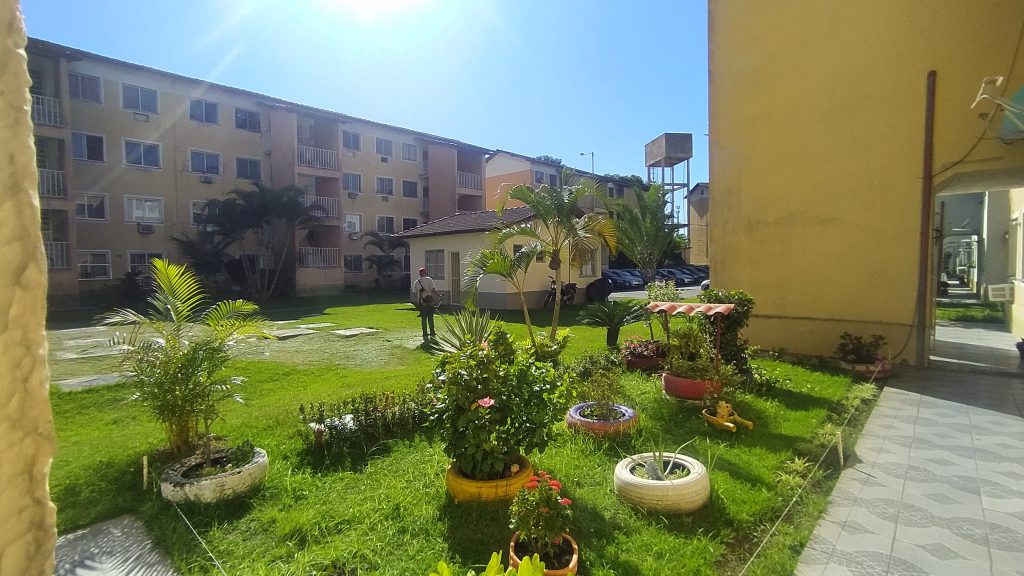 Apartamento de 2 quartos no condomínio fechado em Campo Grande – RJ.