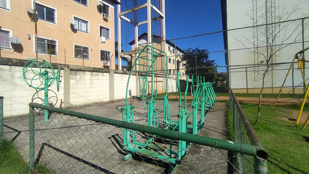 Apartamento de 2 quartos no condomínio fechado em Campo Grande – RJ.