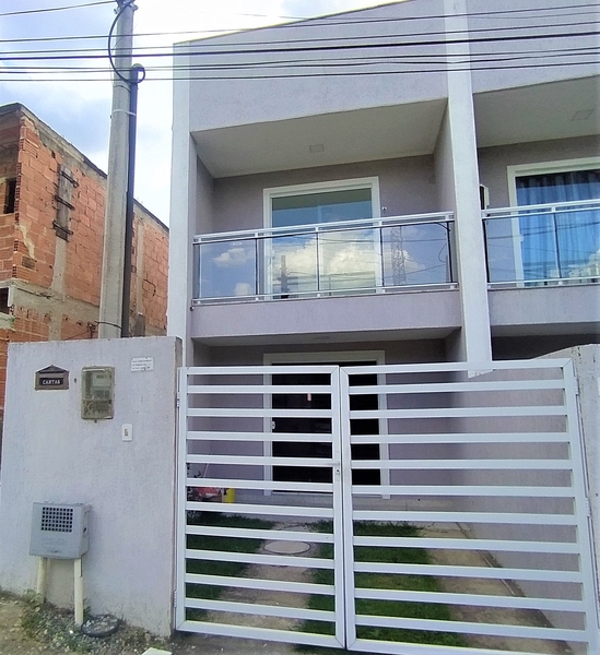 Casa duplex com 2 suítes Bairro Silvestre Campo Grande – RJ.