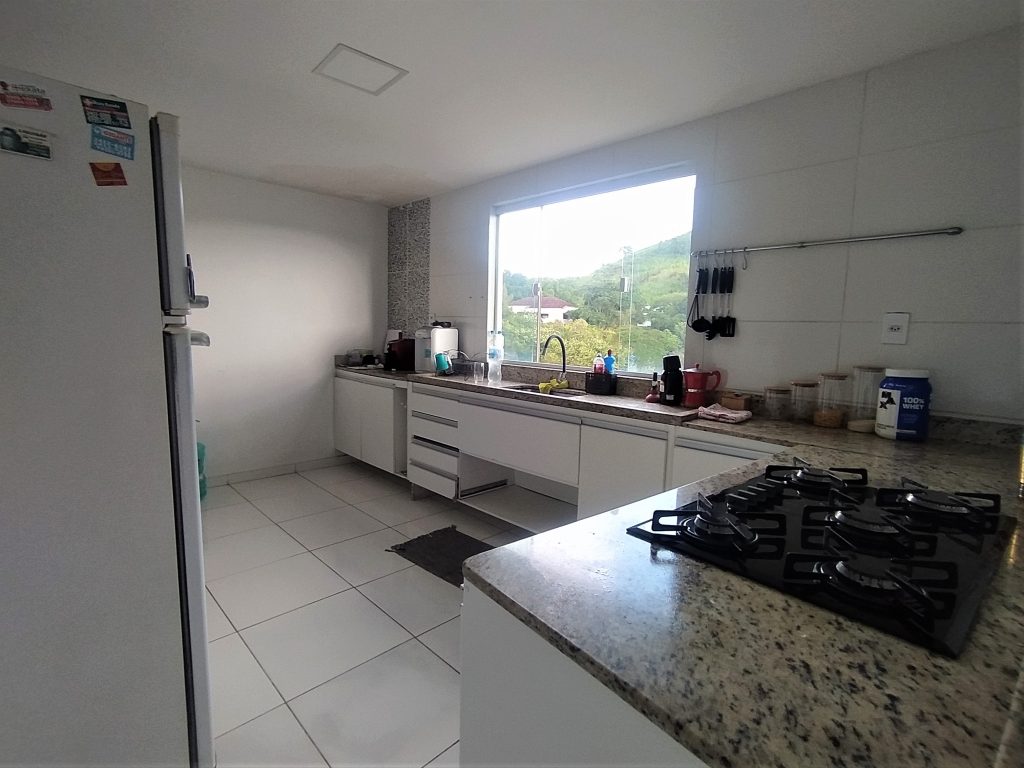 Casa duplex para locação com 02 suítes no bairro Silvestre – Campo Grande.