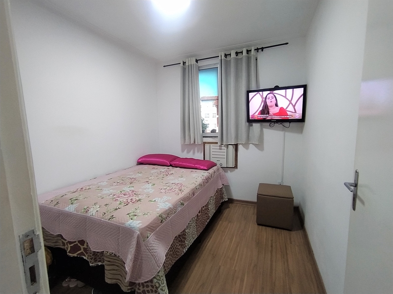 Apartamento 2º andar em condomínio fechado com 02 quartos em Campo Grande – RJ