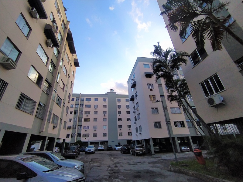 Apartamento 02 quartos em condomínio com elevador no centro de Campo Grande – RJ