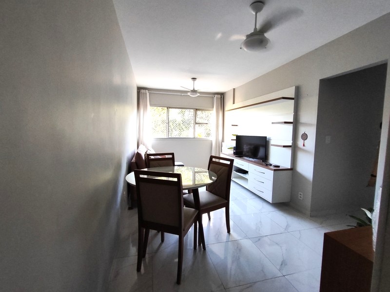 Apartamento 03 quartos reformado em condomínio Parque Real Realengo.