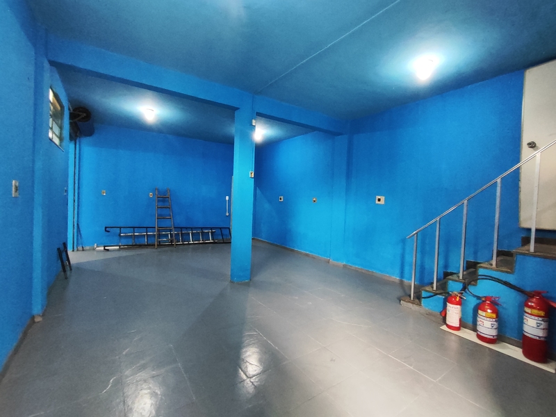 Prédio comercial com 200m² e loja frontal na Est. do Quafá próx. Av. Brasil. Estudando parcerias.