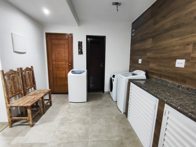 Casa duplex 03 suítes fino acabamento com piscina e ótima localidade – Cpo Grande – RJ. Casa duplex 03 suítes fino acabamento com piscina e ótima localidade – Cpo Grande – RJ.