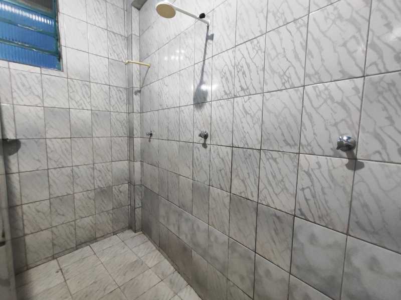 Prédio comercial com 200m² e loja frontal na Est. do Quafá próx. Av. Brasil. Estudando parcerias.