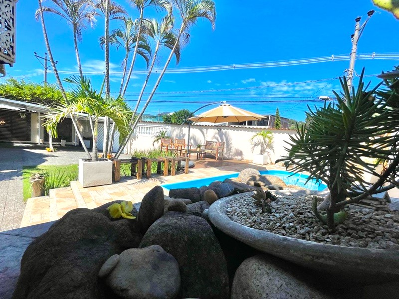Casa duplex 03 suítes fino acabamento com piscina e ótima localidade – Cpo Grande – RJ. Casa duplex 03 suítes fino acabamento com piscina e ótima localidade – Cpo Grande – RJ.