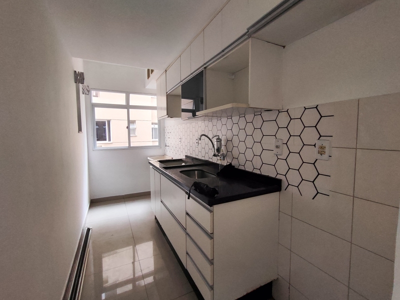Apartamento no Adryana Varandas com suíte para locação. Apartamento no Adryana Varandas com suíte para locação.