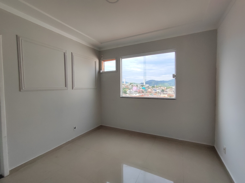 Casa duplex 02 suítes com quintal financiando no Bairro Silvestre Campo Grande – RJ