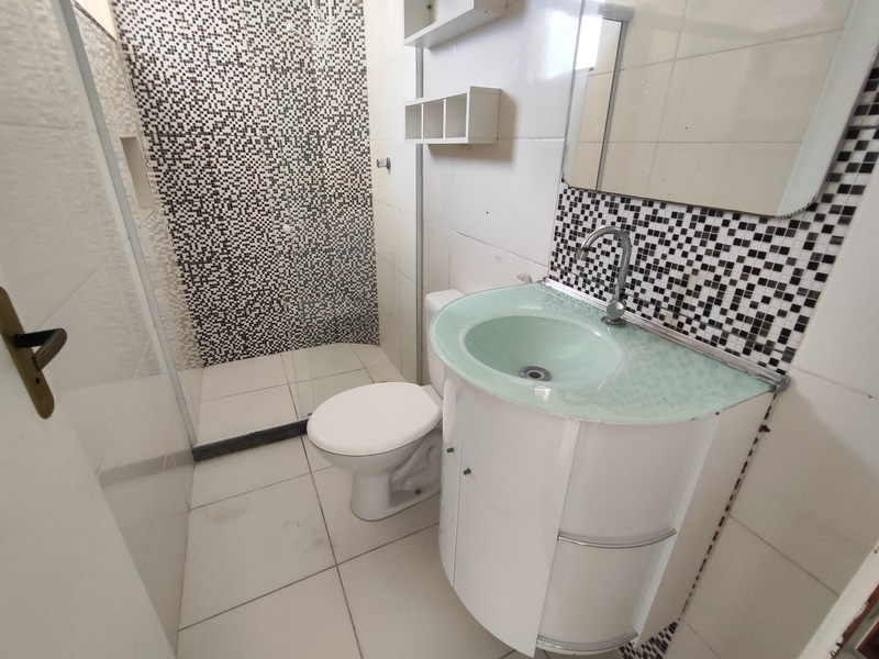 Casa duplex 02 suítes com quintal financiando no Bairro Silvestre Campo Grande – RJ