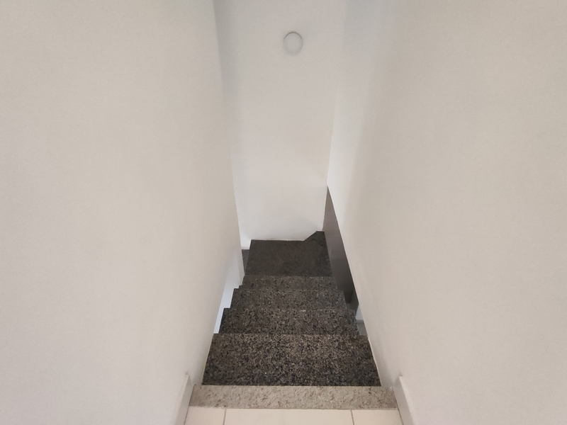 Casa duplex 02 suítes em condomínio Fechado – Campo Grande  -RJ.