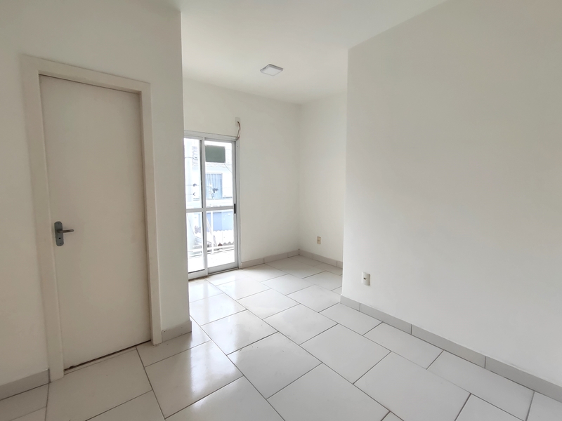 Casa duplex 02 suítes em condomínio Fechado – Campo Grande  -RJ.