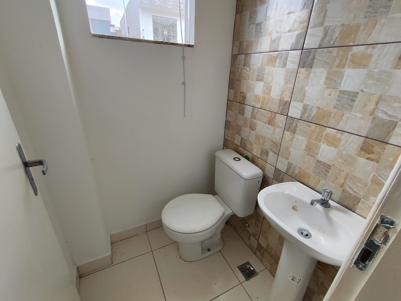 Casa duplex 02 suítes em condomínio Fechado – Campo Grande  -RJ.