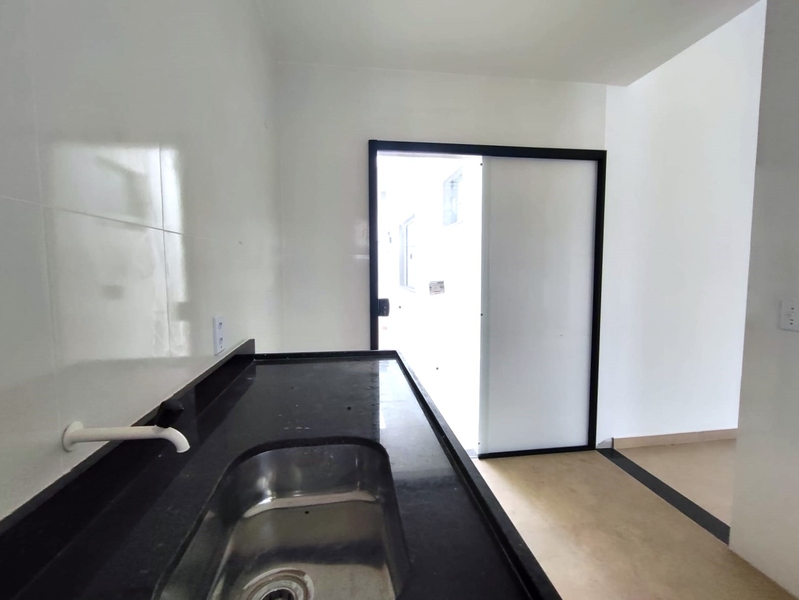 Casa linear bairro Letícia, primeira aquisição financiando pela CEF 80%.