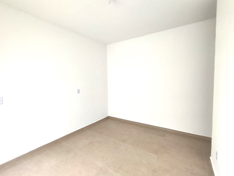 Casa linear bairro Letícia, primeira aquisição financiando pela CEF 80%.