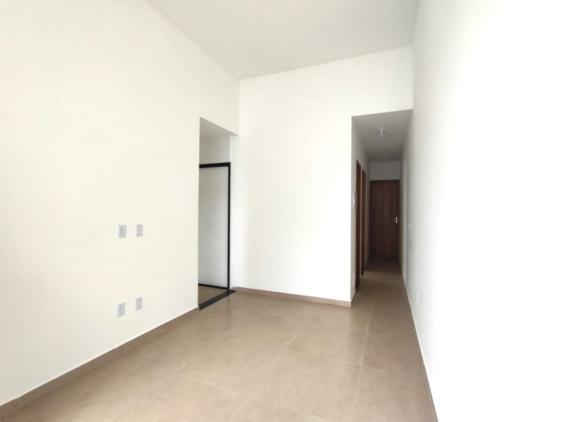 Casa linear bairro Letícia, primeira aquisição financiando pela CEF 80%.