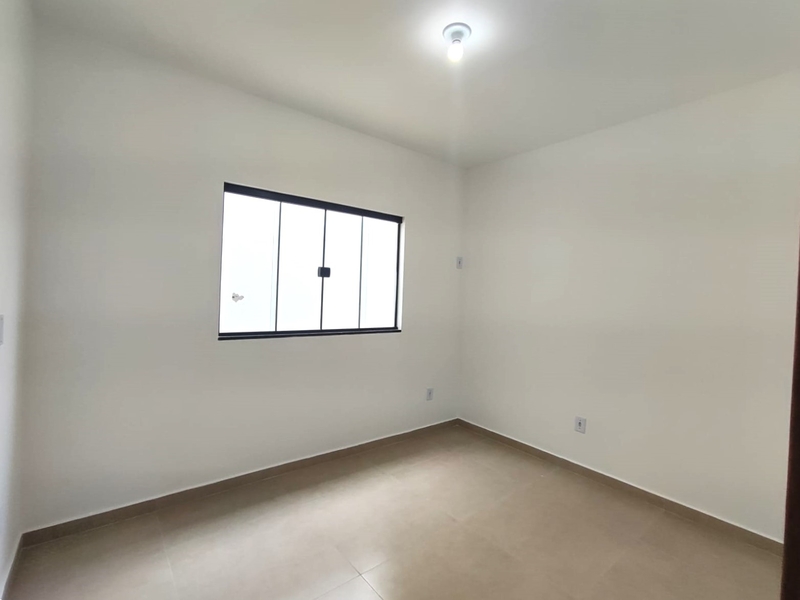 Casa linear bairro Letícia, primeira aquisição financiando pela CEF 80%.