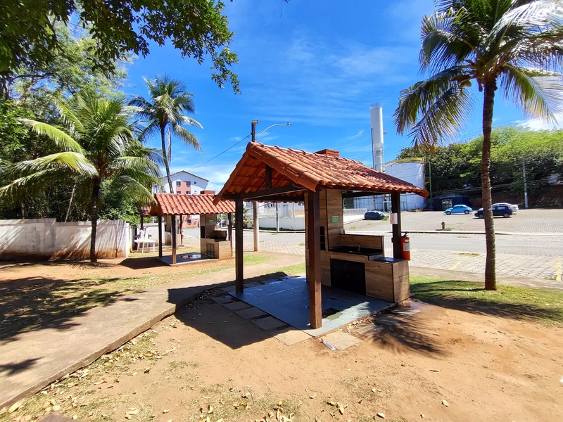 Apartamento de 3º andar  para venda Cpo Grande  -RJ em condomínio fechado e com vaga para veículo.