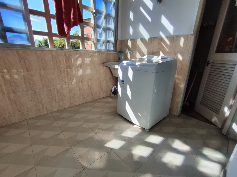 Apartamento 03 quartos em condomínio no centro de Campo Grande – RJ