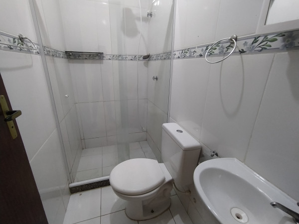 Oportunidade! Casa duplex 02 quartos e quintal. Cosmos – Rio de Janeiro – RJ