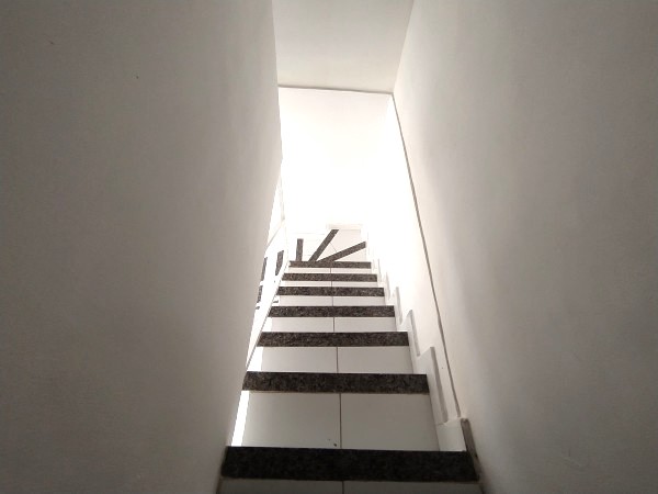 Oportunidade! Casa duplex 02 quartos e quintal. Cosmos – Rio de Janeiro – RJ