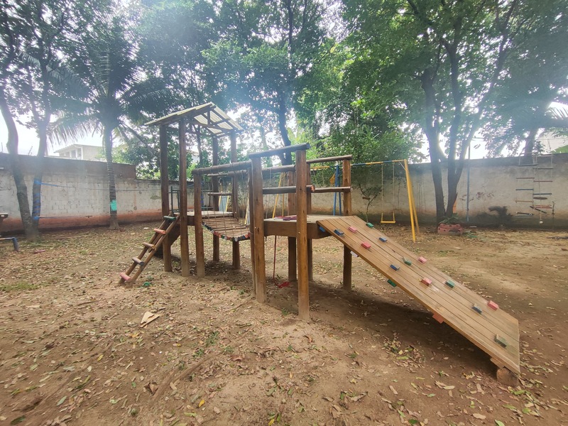 Casa duplex condomínio fechado 02 suítes para venda – Campo Grande – RJ