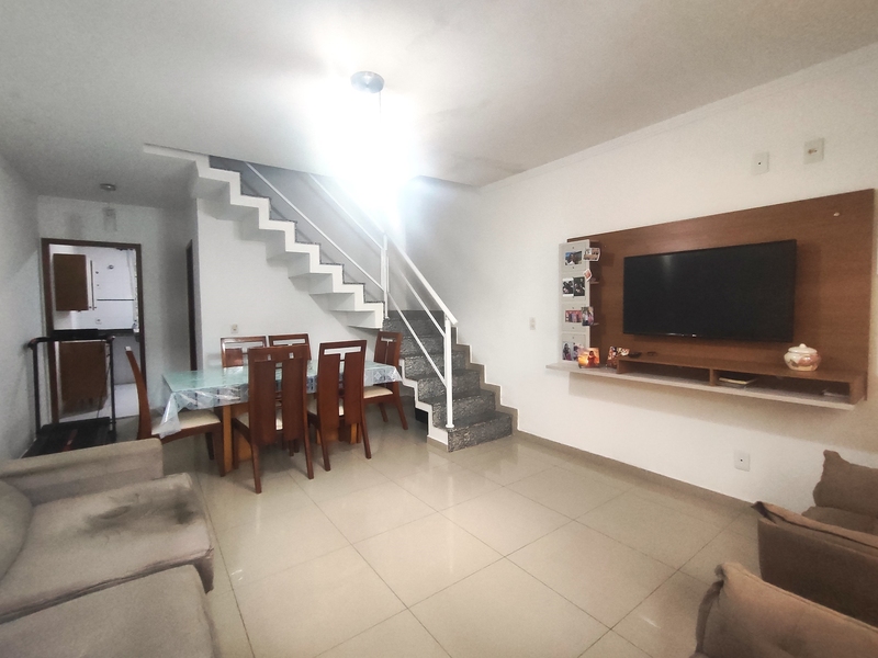 Casa duplex condomínio fechado 02 suítes para venda – Campo Grande – RJ