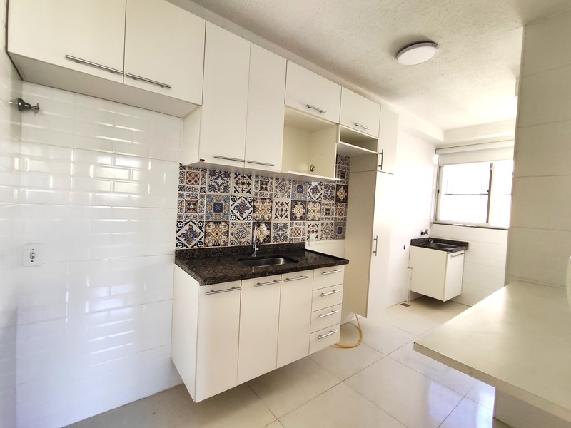 Apartamento 02 quartos cond. Rio Vida II Paciência
