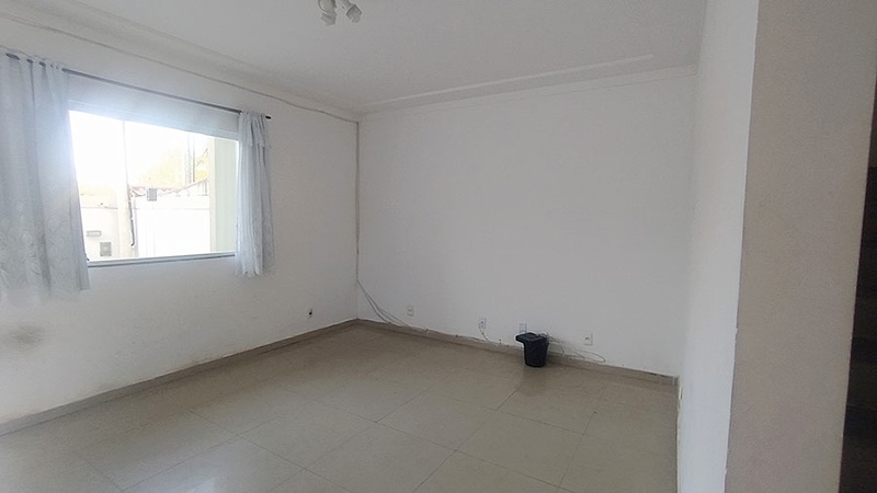 Casa duplex 02 suítes com quintal financiando no Bairro Silvestre Campo Grande – RJ