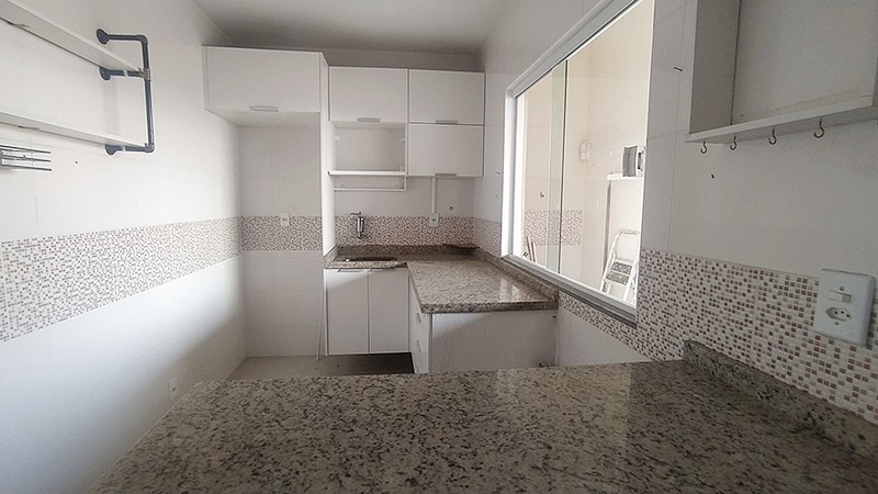 Casa duplex 02 suítes com quintal financiando no Bairro Silvestre Campo Grande – RJ