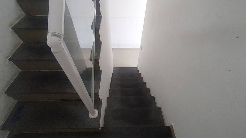 Casa duplex 02 suítes com quintal financiando no Bairro Silvestre Campo Grande – RJ