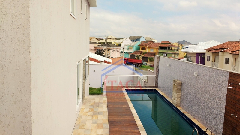 Casa Luxuosa com 4 suítes cond. Girassol Est. Mendanha – Campo Grande – RJ