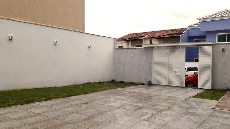 Casa Luxuosa com 4 suítes cond. Girassol Est. Mendanha – Campo Grande – RJ