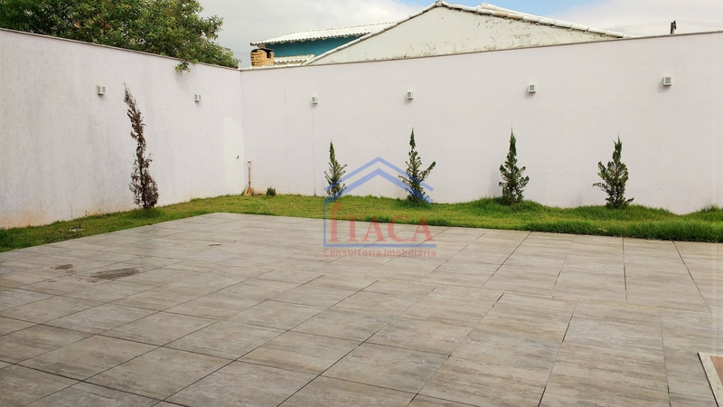 Casa Luxuosa com 4 suítes cond. Girassol Est. Mendanha – Campo Grande – RJ