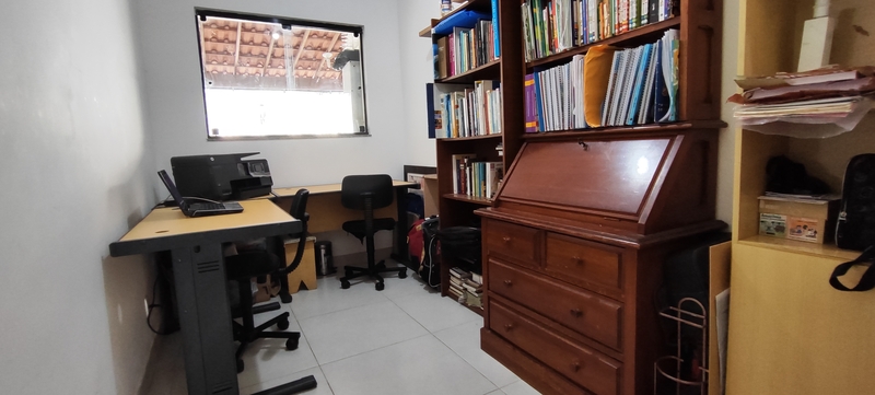 Casa duplex ampla de 3 quartos com suítes e vaga para veículo financiando.