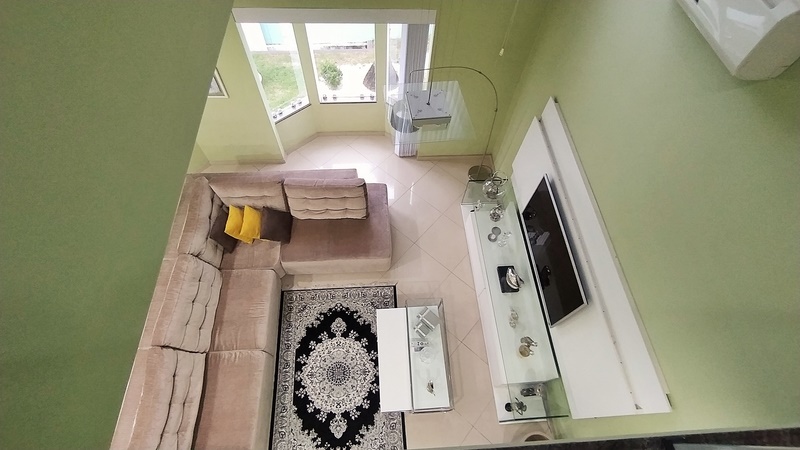 Casa duplex no condomínio Girassol Campo Grande – fino com excelente padrão de acabamento e amplo espaço de lazer!
