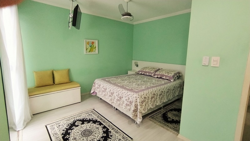 Casa duplex no condomínio Girassol Campo Grande – fino com excelente padrão de acabamento e amplo espaço de lazer!