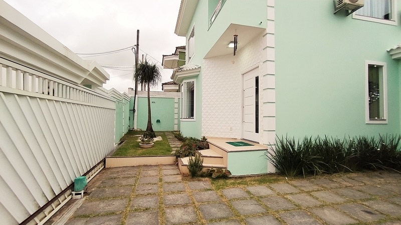 Casa duplex no condomínio Girassol Campo Grande – fino com excelente padrão de acabamento e amplo espaço de lazer!